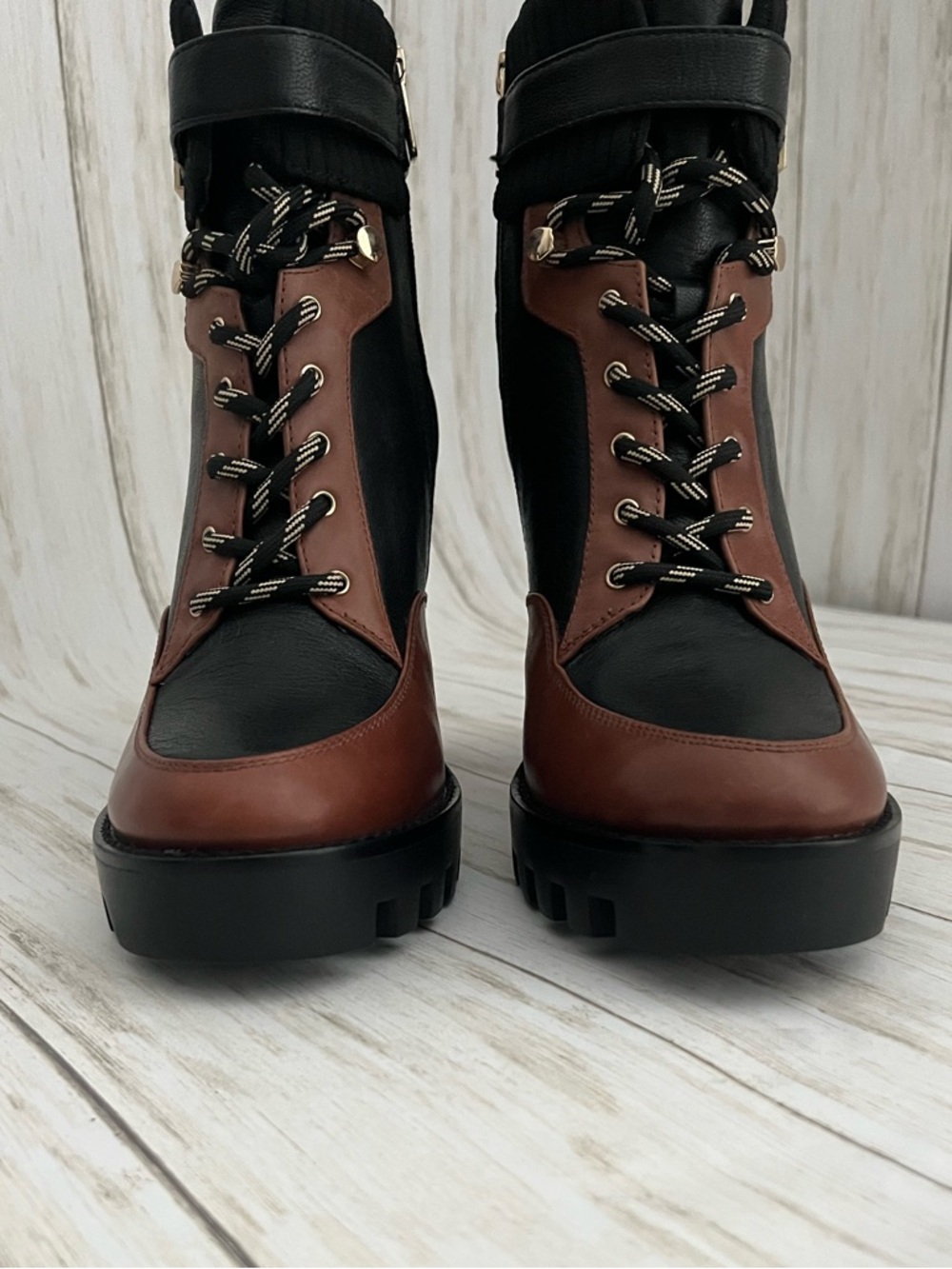 ANTONIO MELANI Perline Black and Brown Leather Lace-Up Lug Heel Ankle Boots - Picture 3 of 7